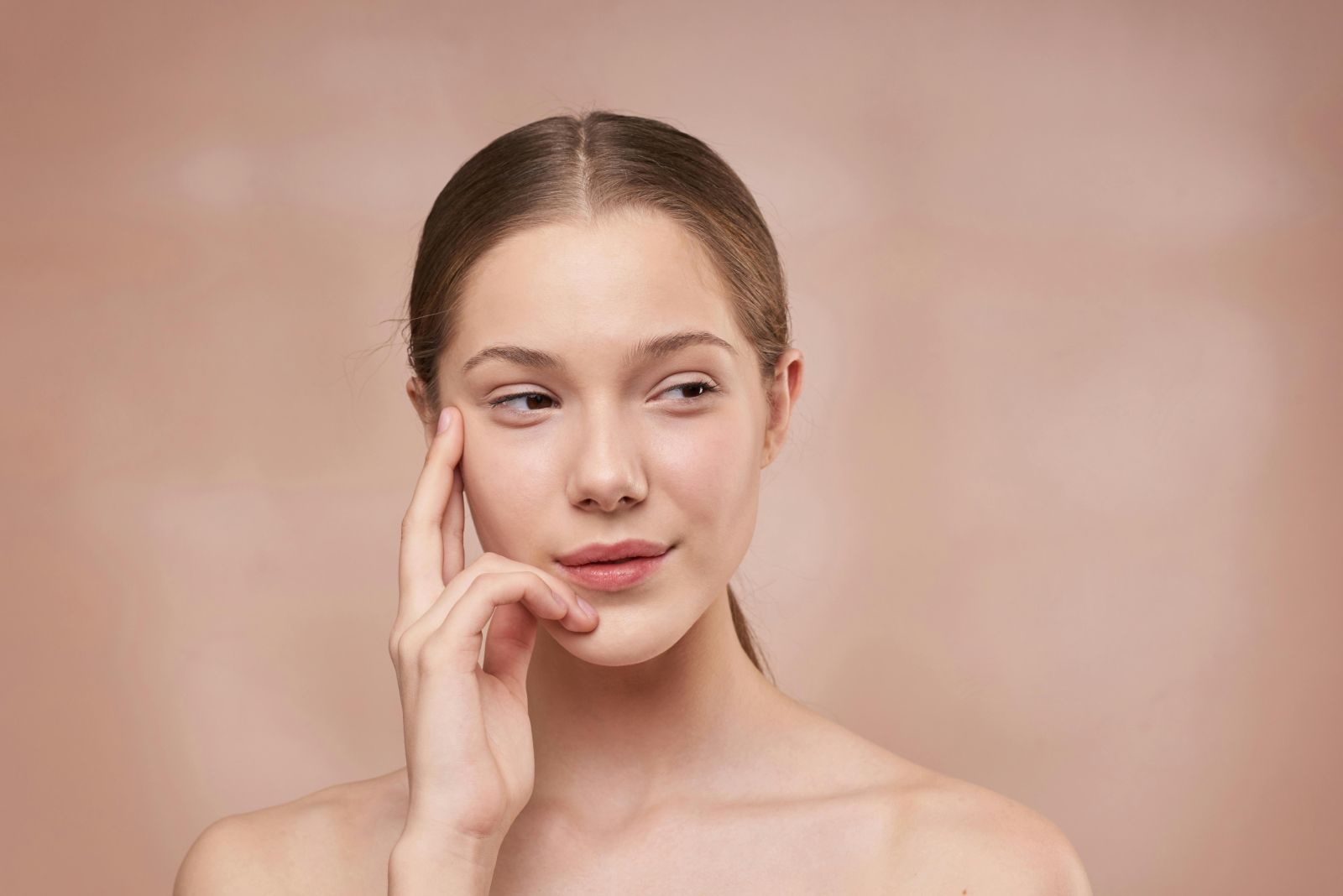 Sự khác biệt giữa làm trắng da cấp tốc và làm trắng da an toàn
